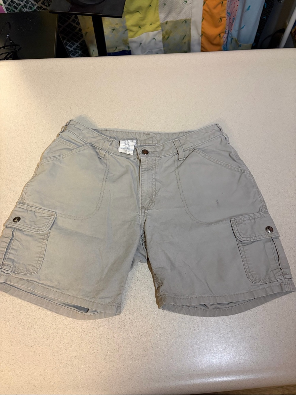 Carhartt Women’s Cargo Shorts in Light Khaki